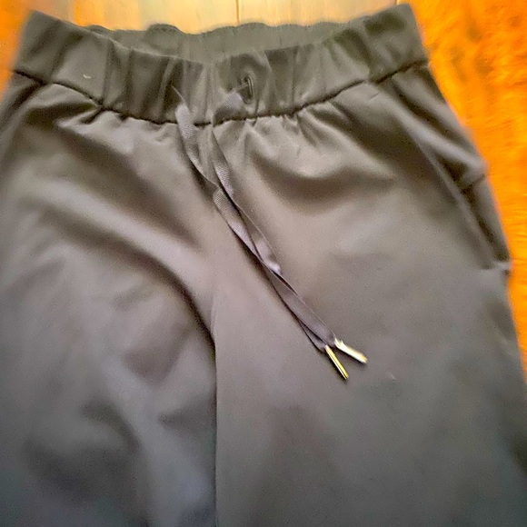 lululemon athletica Pants - LULULEMON BLACK NYLON JOGGER